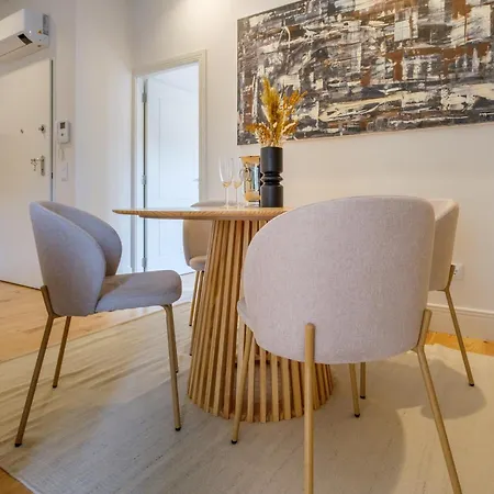 Art Deco 23 Luxury 2br Downtown Metro Ac Apartment Porto