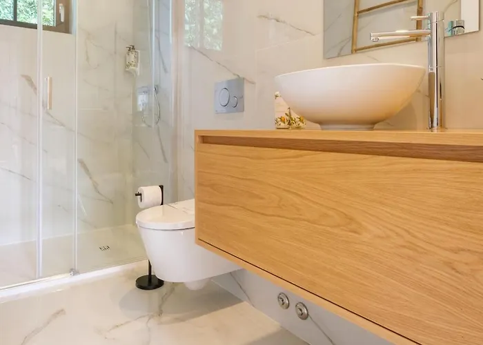 Art Deco 23 Luxury 2br Downtown Metro Ac * Порту