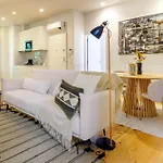 Art Deco 23 Luxury 2br Downtown Metro Ac Апартаменты