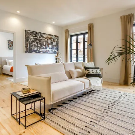 Apartamento Art Deco 23 Luxury 2br Downtown Metro Ac Oporto