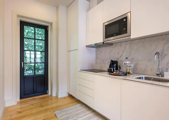 Art Deco 23 Luxury 2br Downtown Metro Ac * Порту